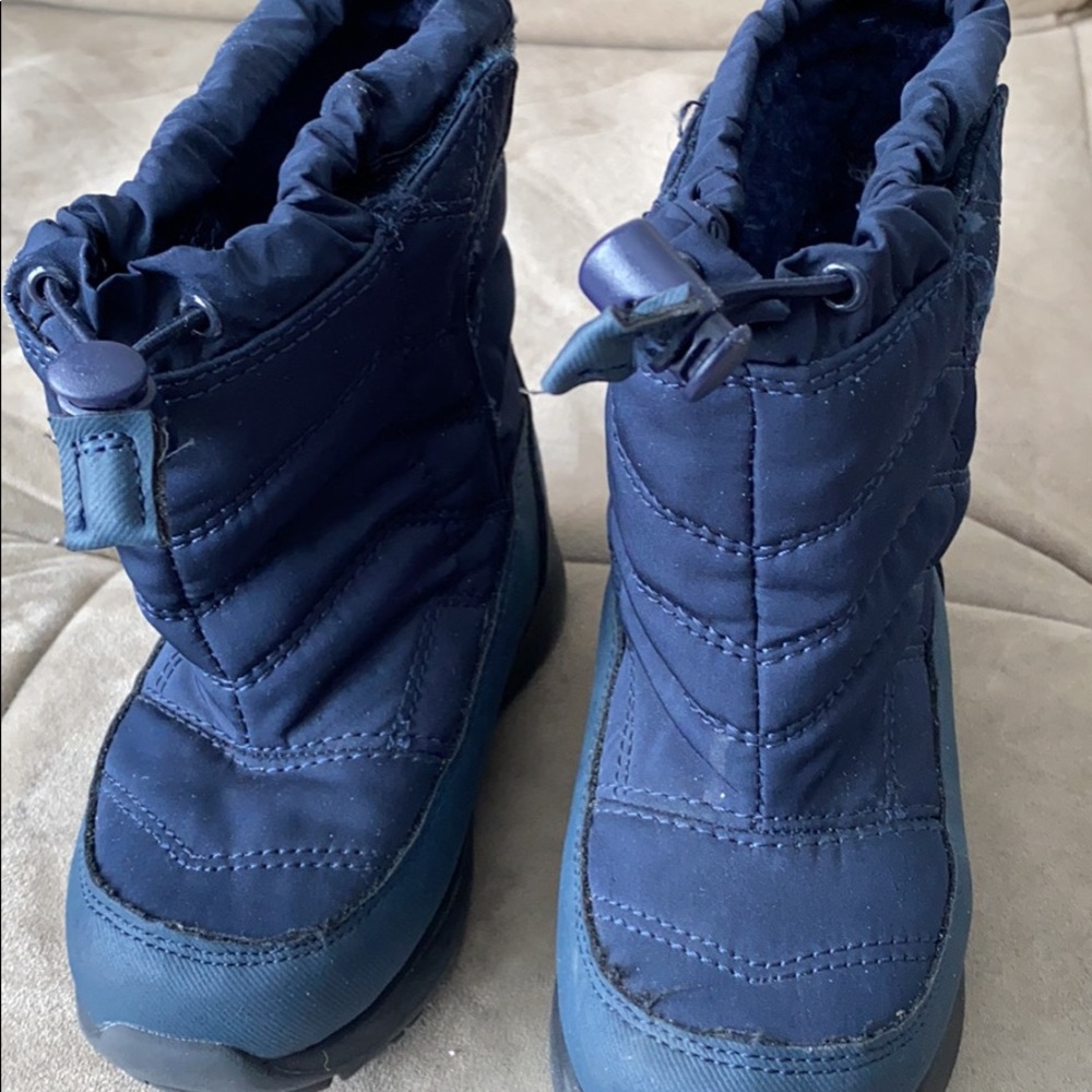 Toddler boy snow boot